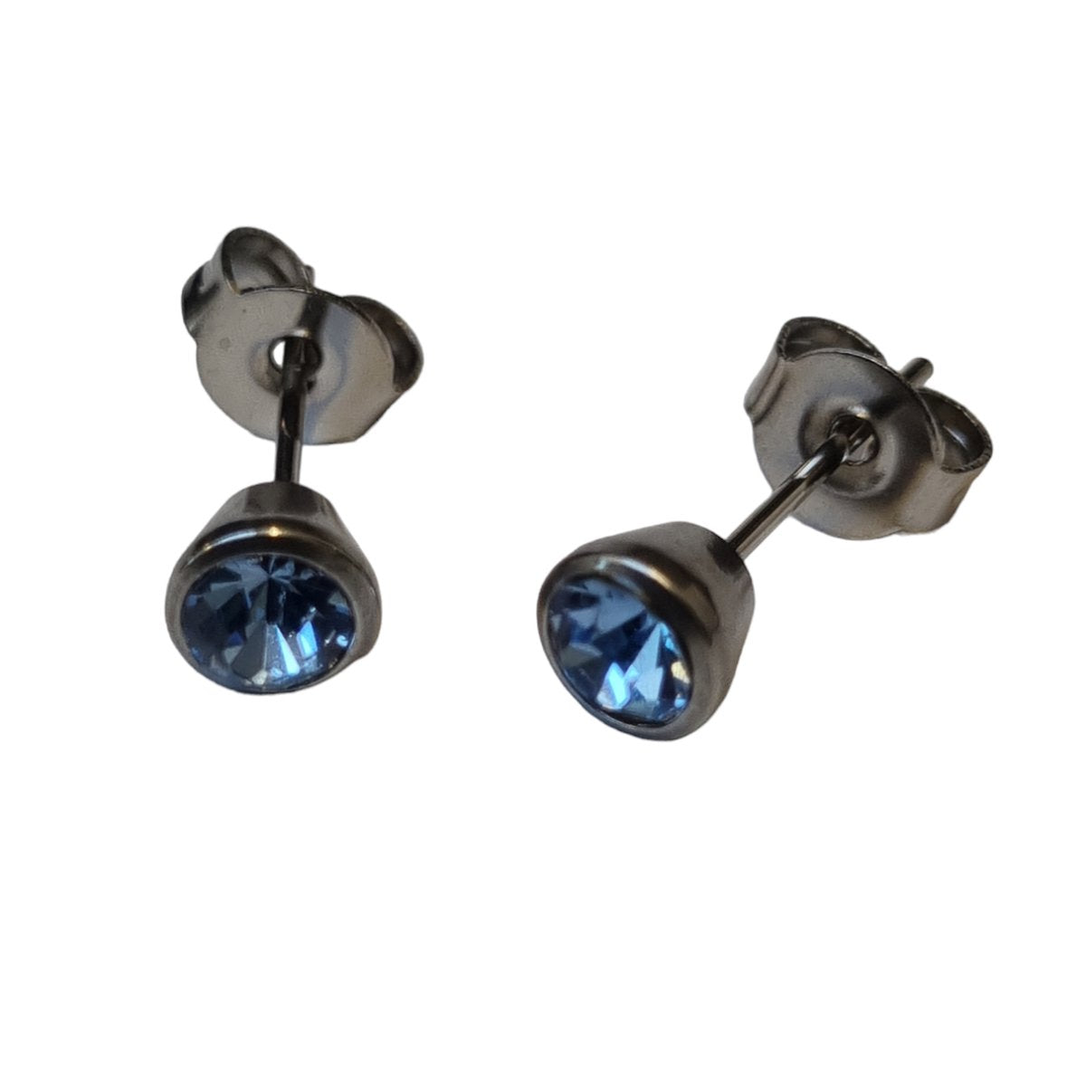 Blauwe Saffieren Oorbellen Van Aramat Jewels.