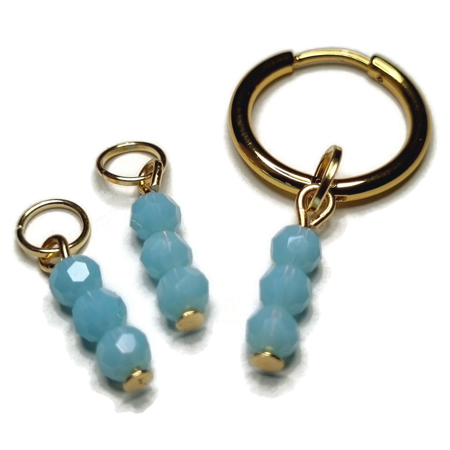 Gouden Oorringen Met Blauwe Kralen - Aramat Jewels®.