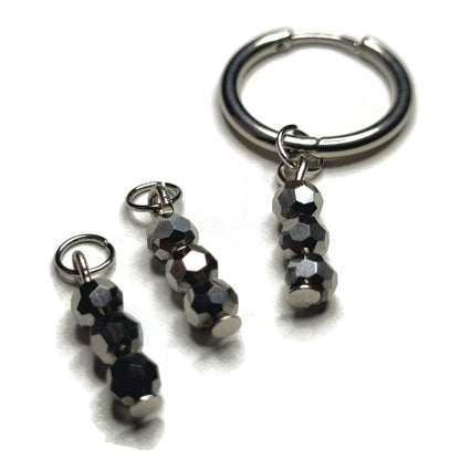 Zwart En Zilver Metalen Ringen - 3 Facet Kralen Parelglans Oorbedels - Aramat Jewels®
