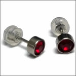 Stalen Kristallen Oorknopjes Zilverkleurig / 5 Mm / Donker Rood | Oorbellen