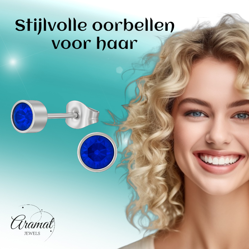 Donkerblauwe kristal oorstekers – 5mm zilver RVS