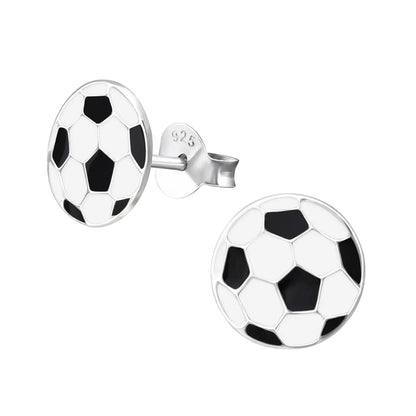 Zilveren Voetbal Oorbellen Van Aramat Jewels® Op Een Witte Achtergrond