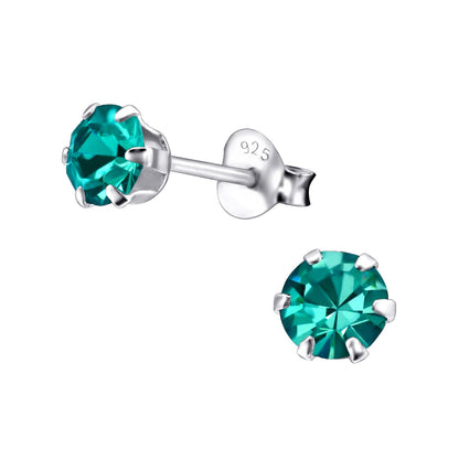 Emerald Crystal Stud Earrings Displayed In Zilveren Zirkonia Oorbellen Rond.