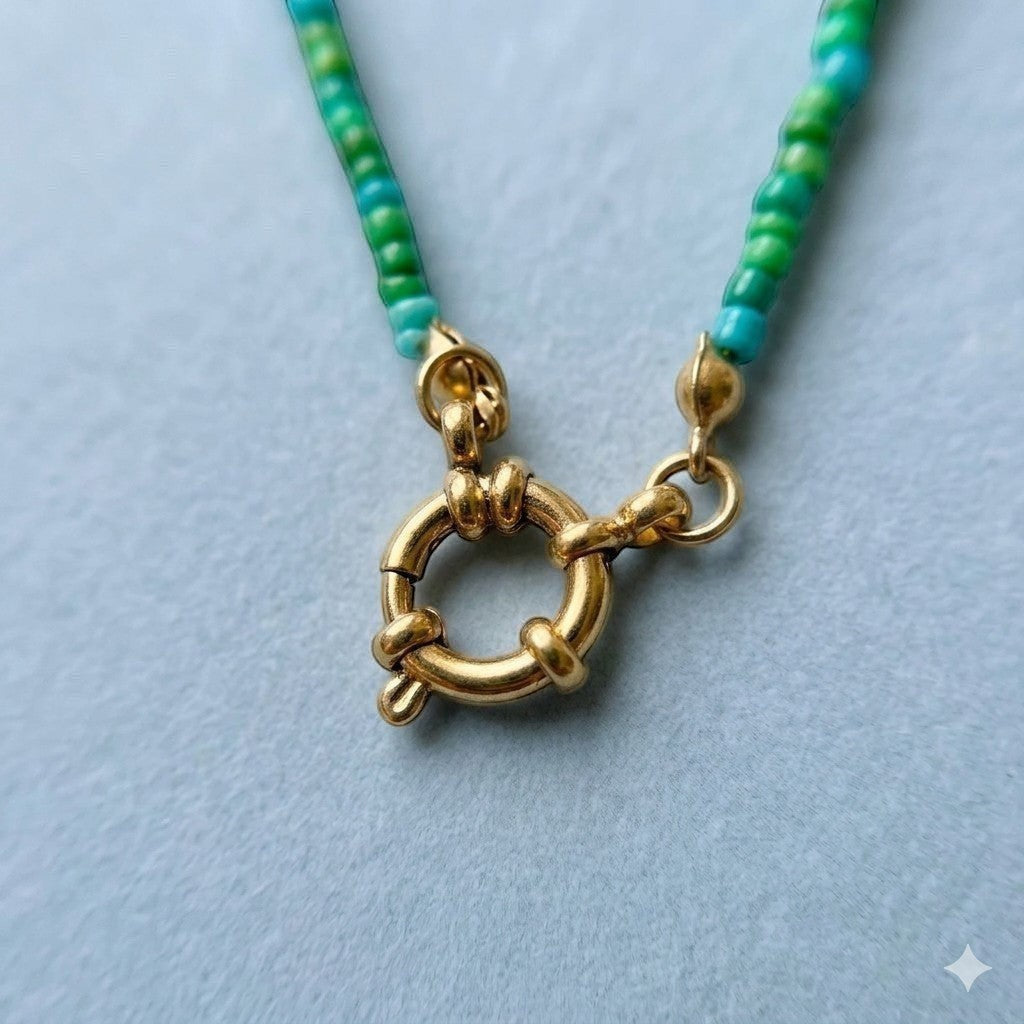 Collier à breloques en perles pour femme