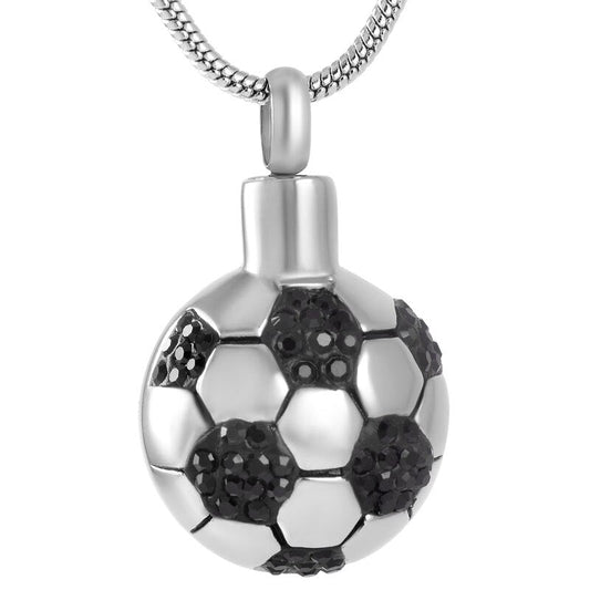 Prachtige Voetbal Ashanger Met Zwarte Kristallen Van Aramat Jewels®.