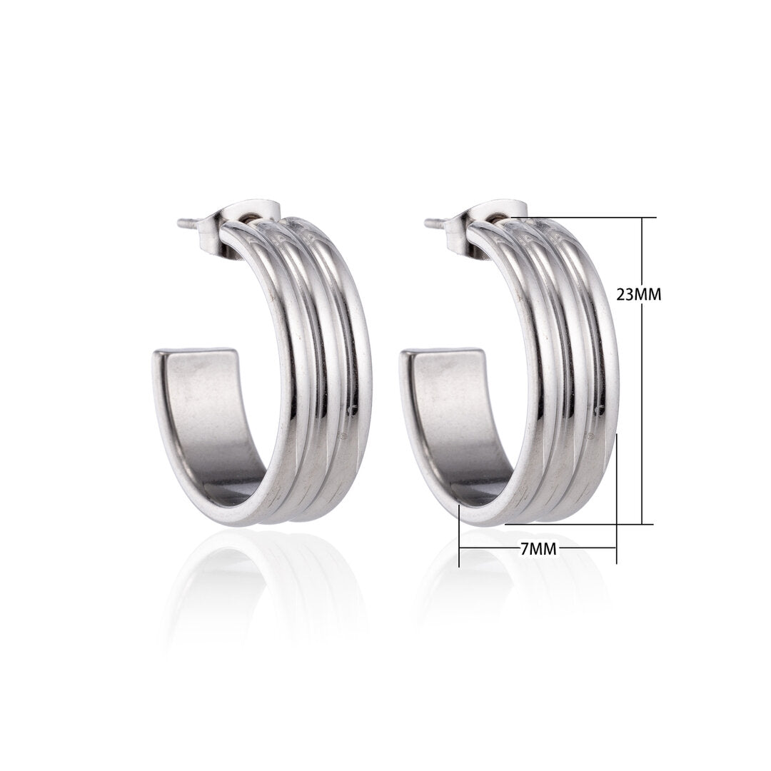 Oorbellen – 23mm Half-Hoop Streeprelief op RVS Zilverkleur