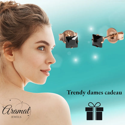 Oorbellen – RVS Roségoudkleur met Zwarte Vierkante Zirkonia (4mm)