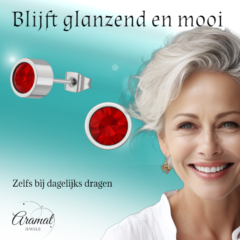 Rode kristal oorstekers – 5mm zilverkleur RVS