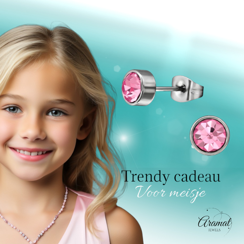 Roze kristal oorstekers – 5mm zilver RVS