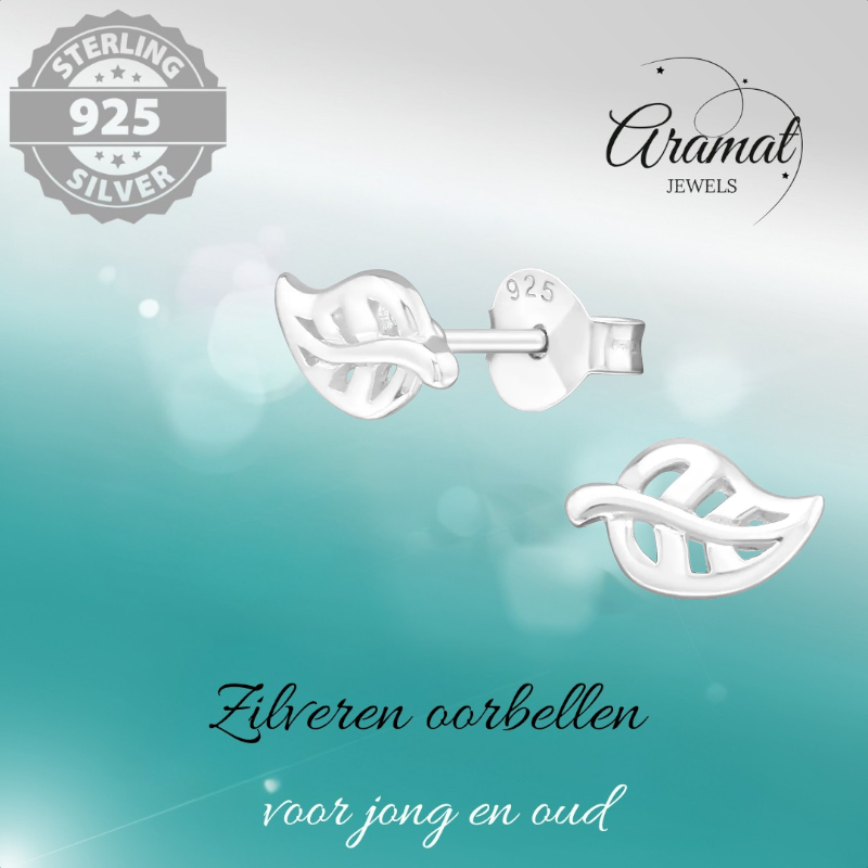Zilveren Blaadje Oorbellen – 7x5mm
