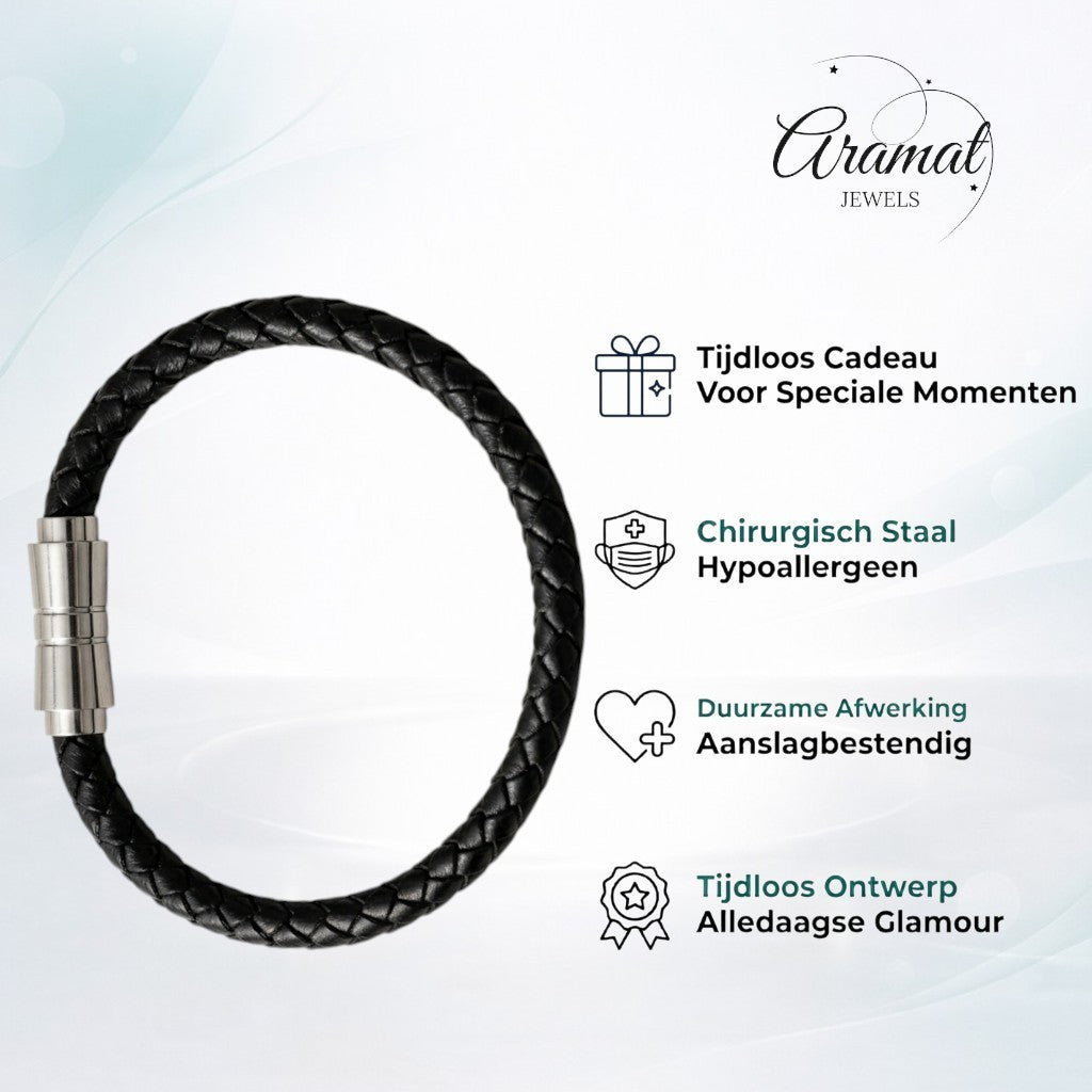 Aramat Jewels zwarte gevlochten leren herenarmband met een zilverkleurige magnetische sluiting van roestvrij staal.