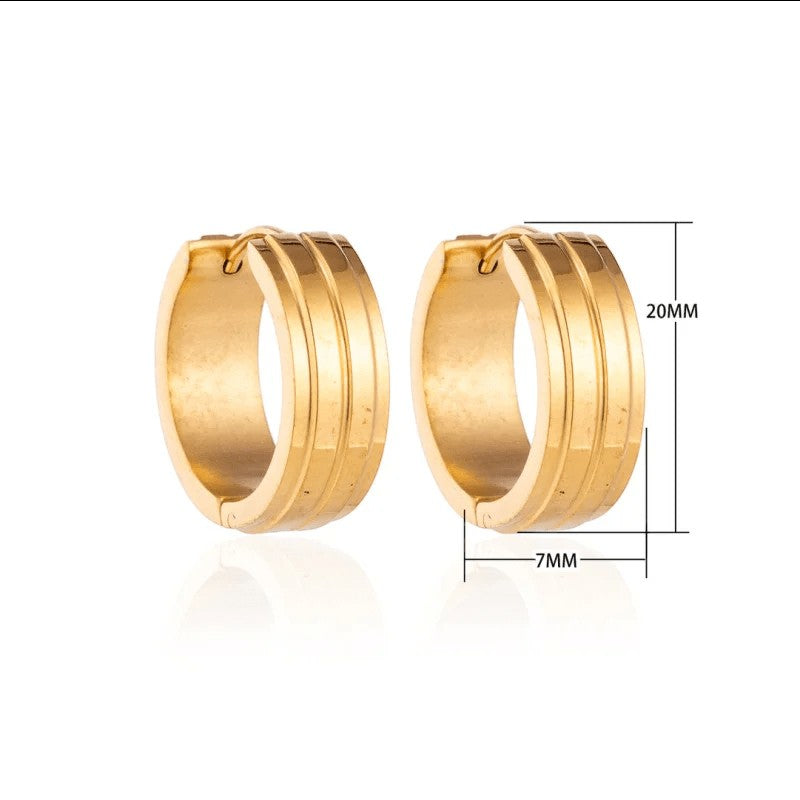 Aramat Jewels gold-tone stainless steel hoop earrings with two raised stripes, 20mm diameter, 7mm width.