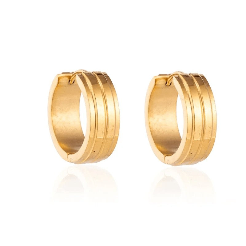 Aramat Jewels gold stainless steel hoop earrings with two raised stripes, 20mm diameter.