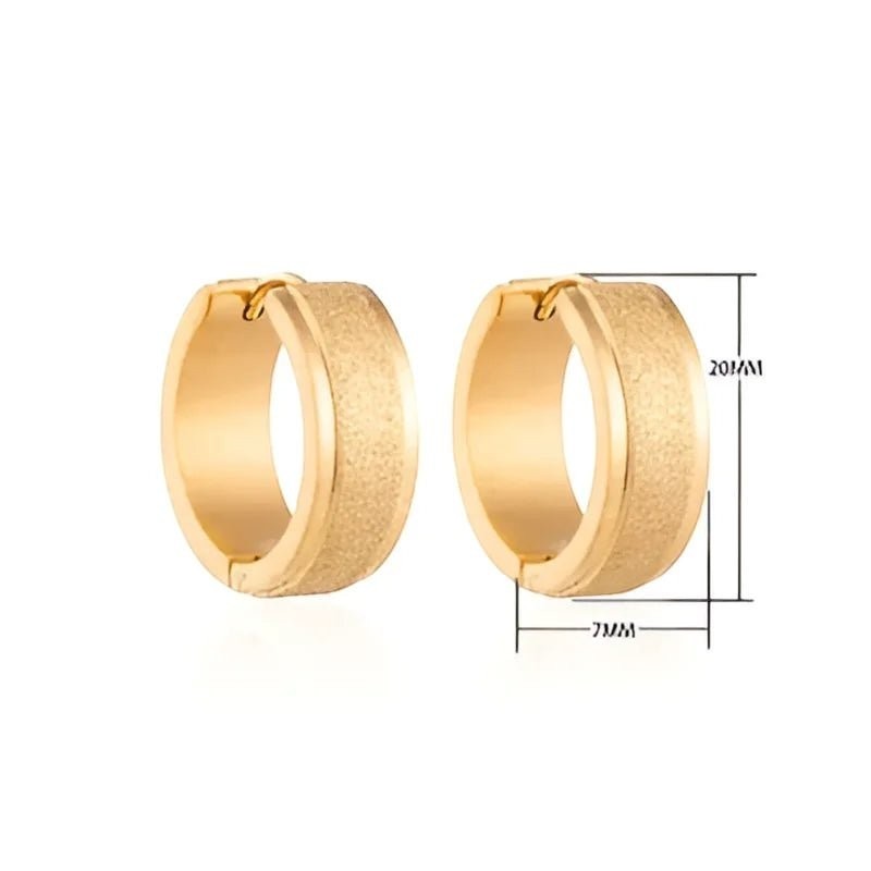 Aramat Jewels gold-tone stainless steel hoop earrings with sandblasted texture, 20mm diameter, 7mm width.