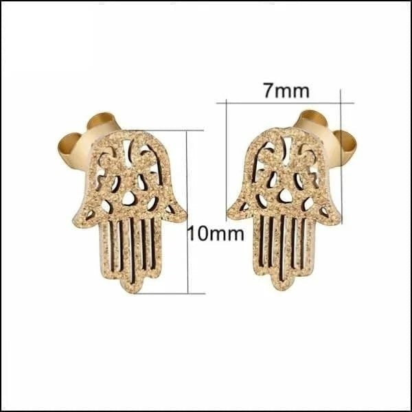 Aramat Jewels goudkleurige Hamsa oorstekers van RVS met een matte, gezandstraalde afwerking en 10x7mm formaat.