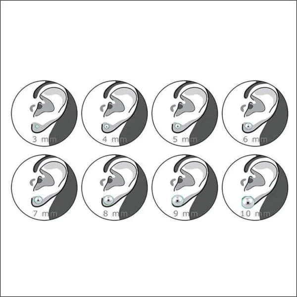 Aramat Jewels maattabel voor kattenoog oorstekers met verschillende diameters van 3mm tot 10mm in een oor
