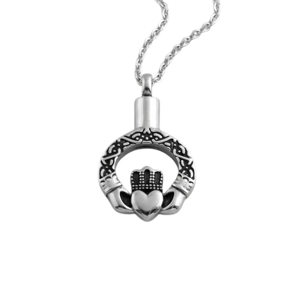 Aramat Jewels Keltische ashanger met ketting in zilverkleurig roestvrij staal met Claddagh symbool.