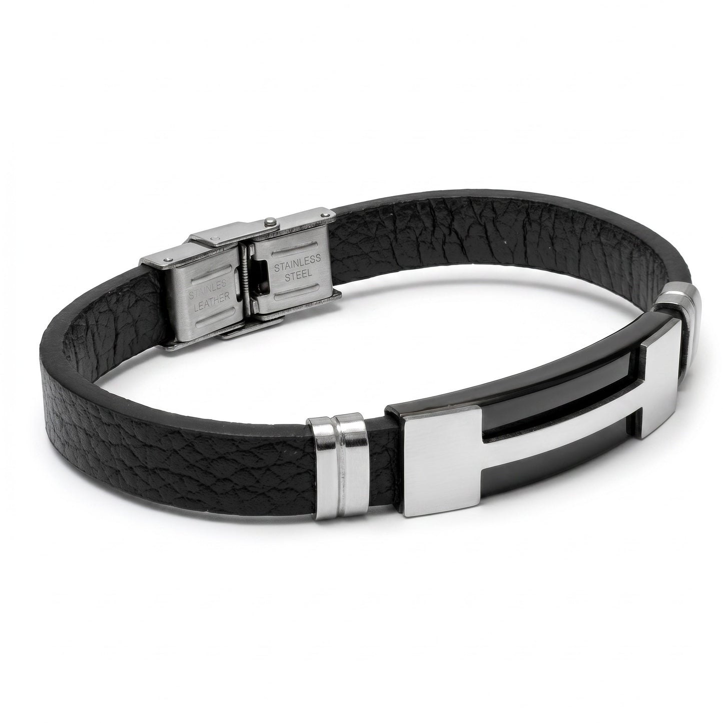 Aramat Jewels stoere heren armband van zwart leer met zilverkleurige RVS streep en sluiting.