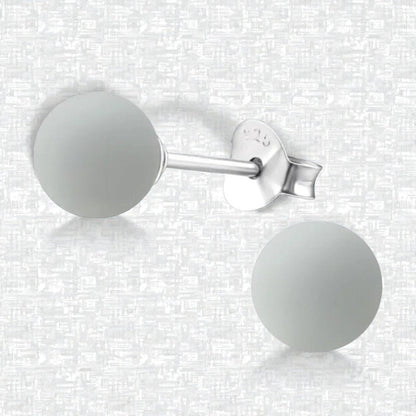 Aramat Jewels 925 sterling silver stud earrings featuring round, matte light grey synthetic pearls, 6mm size.
