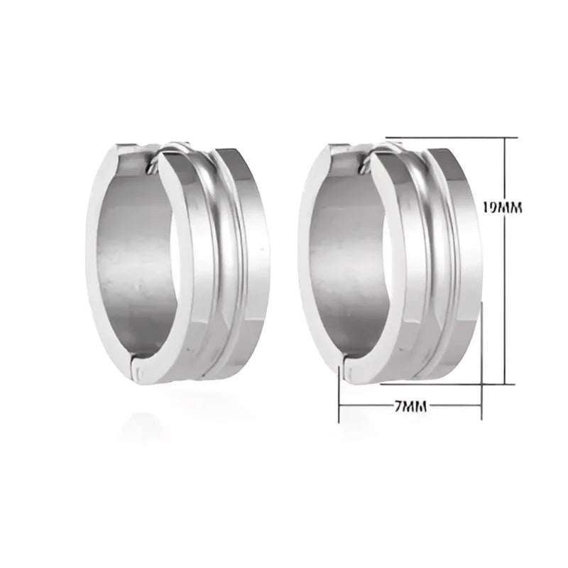 Aramat Jewels silver-colored stainless steel hoop earrings with a dynamic stripe design, 19mm diameter, 7mm width.