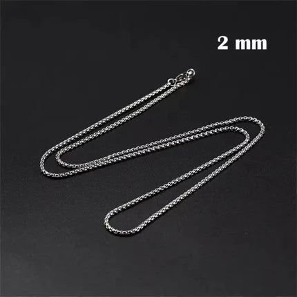 Aramat Jewels silver-colored stainless steel jasseron chain necklace with 2mm round links, 65cm long.