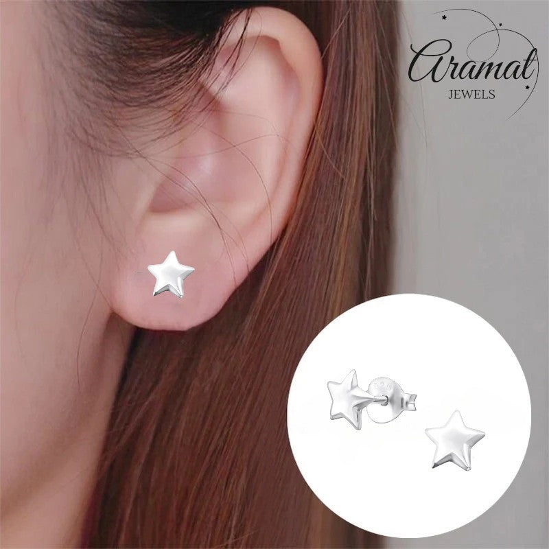 Aramat Jewels 925 sterling silver star stud earrings, 6mm, high polish finish.