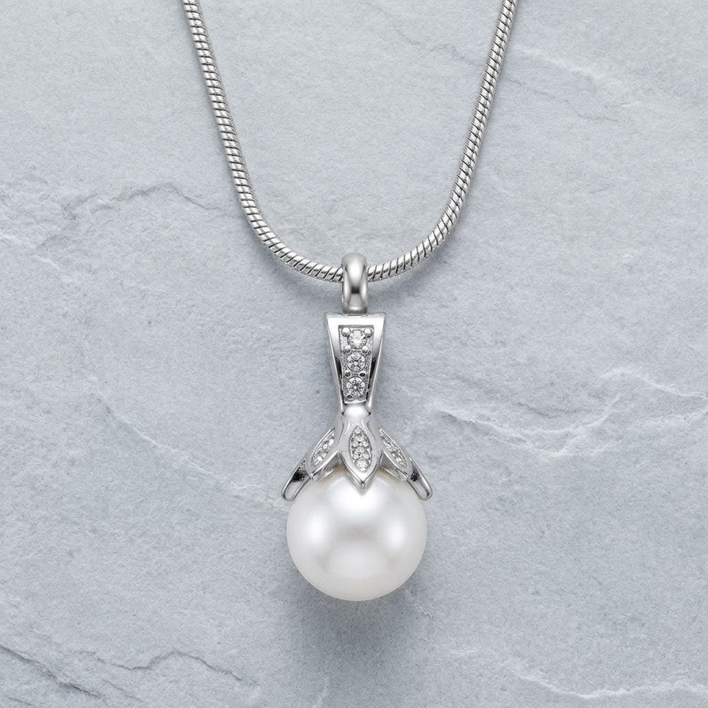 Aramat Jewels stalen ashanger met witte synthetische parel en zirkonia, 35x15mm, zilverkleurig