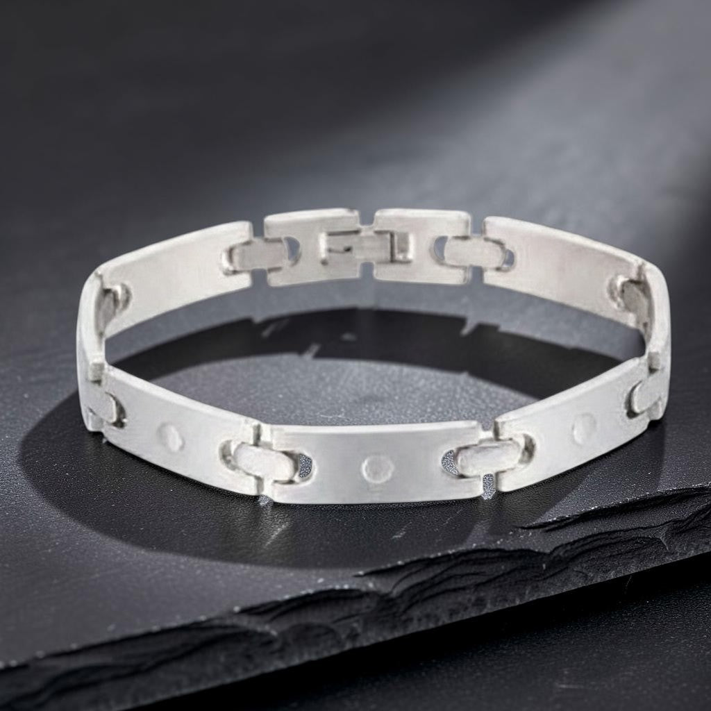 Aramat Jewels zilverkleurige stalen herenarmband van 21 cm met fantasie schakels en ingelegde steentjes.