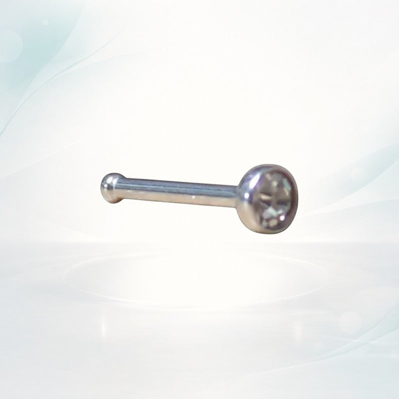 Aramat Jewels rechte neusvleugelpiercing van chirurgisch staal met een subtiel 1.5mm kristalsteentje.