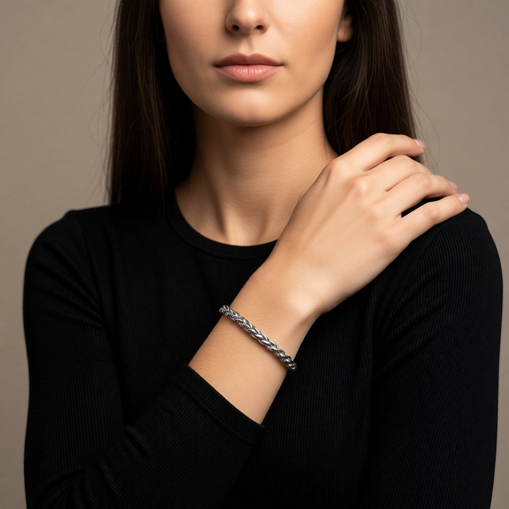 Aramat Jewels zilverkleurige vossenstaart armband van RVS, 20cm lang en 5mm breed, met gevlochten schakel.