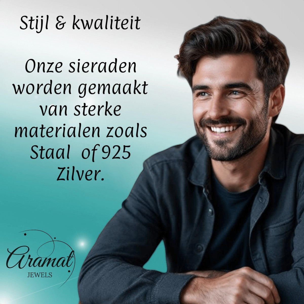 Aramat Jewels vossenstaart halsketting van 8 mm breed RVS in zilverkleur, gedragen door een glimlachende man.