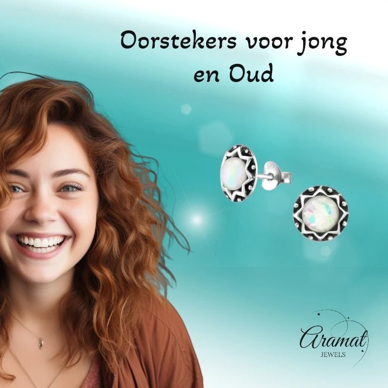 Aramat Jewels Sterling Zilver Bali oorstekers met witte opaal, 9mm rond, geoxideerd etnisch design.