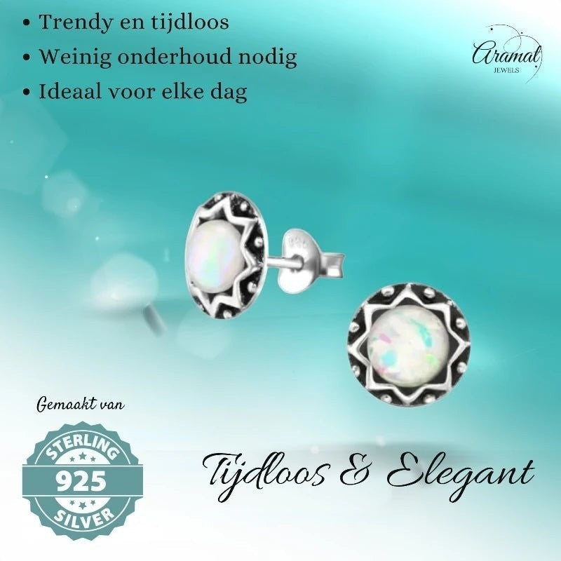 Aramat Jewels Sterling Zilver Bali oorstekers met witte opaal, 9mm rond, geoxideerd etnisch design.
