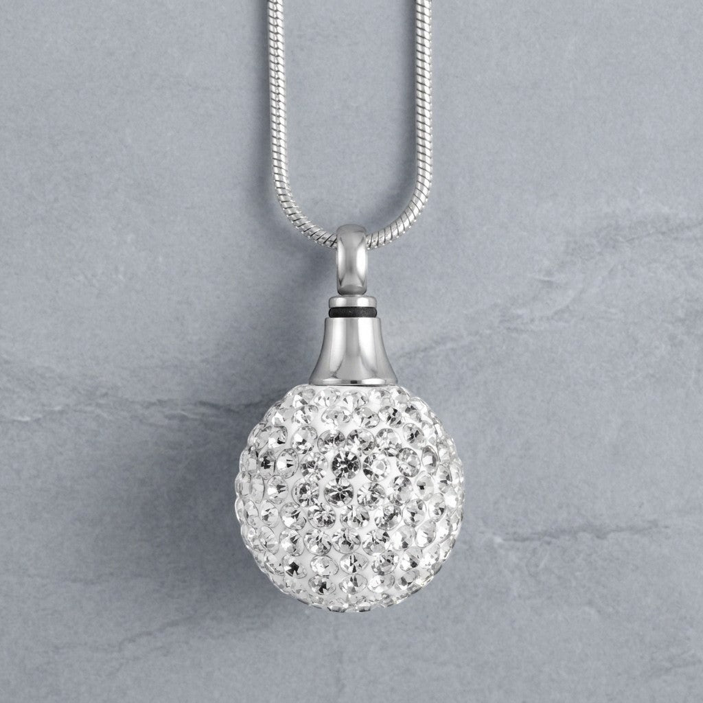 Aramat Jewels zilverkleurige stalen bolvormige ashanger bezet met kristallen, zonder ketting.