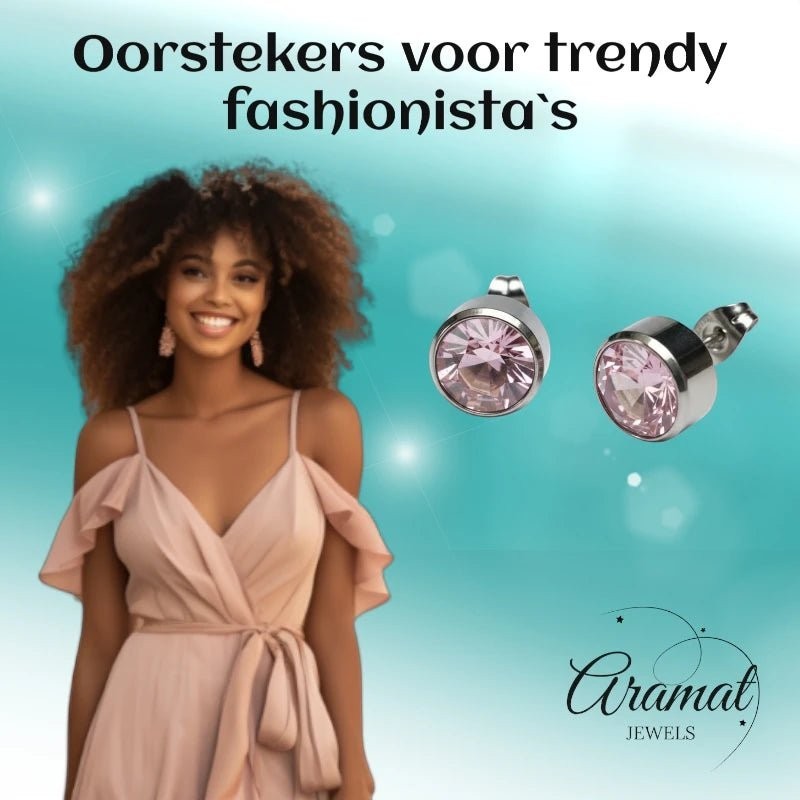 Aramat Jewels zilverkleurige oorstekers met roze kristal van 10mm, gemaakt van roestvrij staal.