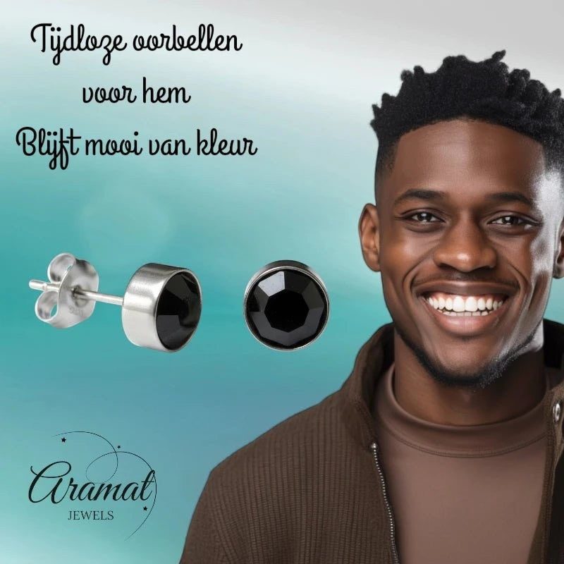 Aramat Jewels zilverkleurige oorstekers met zwart kristal van 8mm, uniseks.