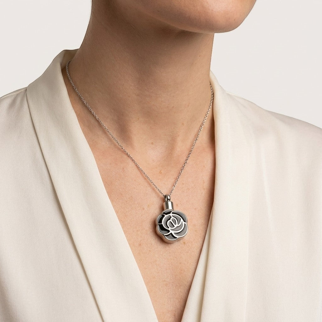 Aramat Jewels zilverkleurige roos ashanger van roestvrij staal met schroefsluiting, symbool voor liefde en herinnering.