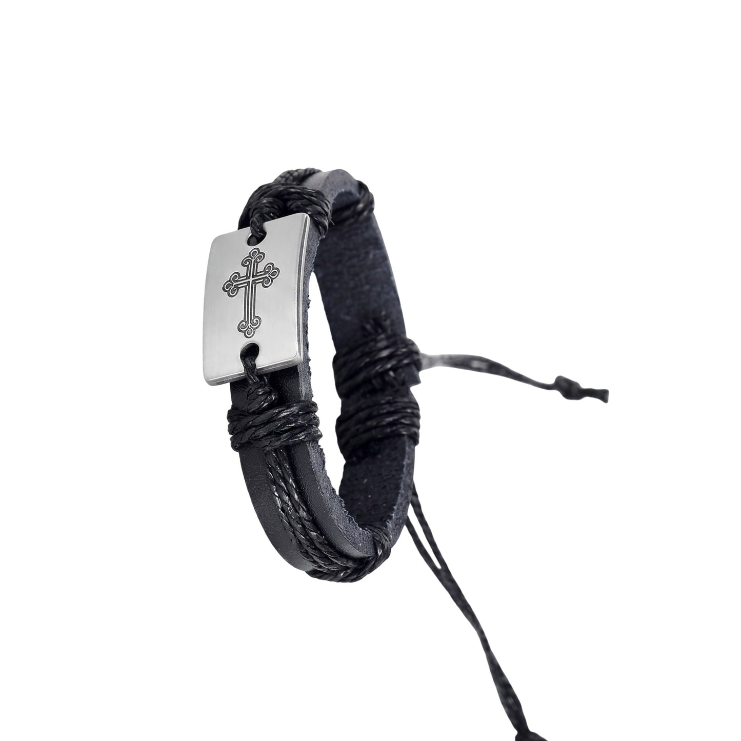 Aramat Jewels zwarte lederen armband met zilverkleurig kruis symbool, verstelbaar ontwerp voor heren en dames.