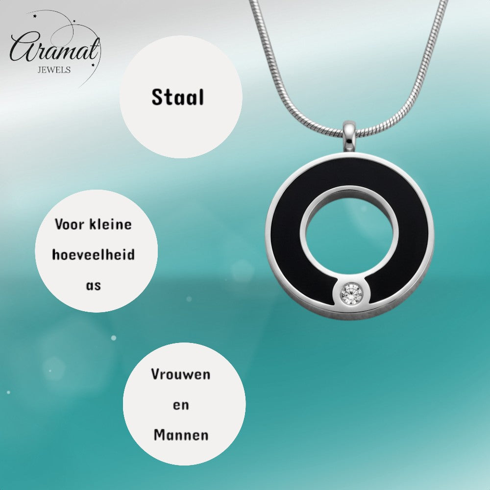 Aramat Jewels zwarte ronde stalen ashanger met een klein zirkonia steentje, zonder ketting.
