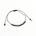 Verstelbare Natuurstenen Armband Van Aramat Jewels Met Groene Jade Kralen En Bruin Leren Koord