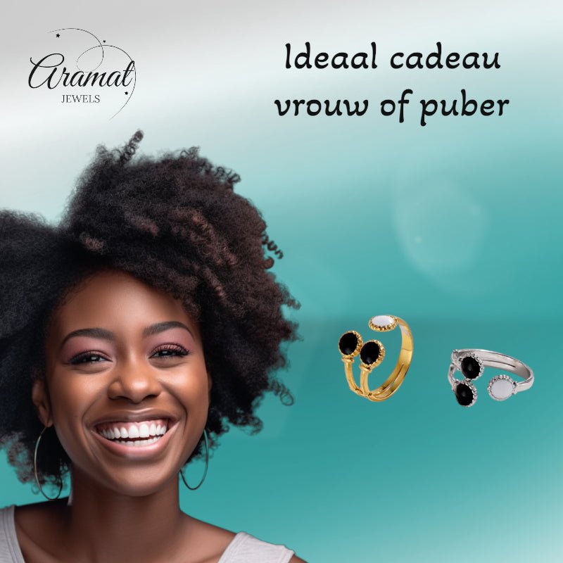 Brede One Size Ring Goudkleurig RVS met Drie Emaille Cirkels (13 mm) - Aramat Jewels - Ringen - cadeautip