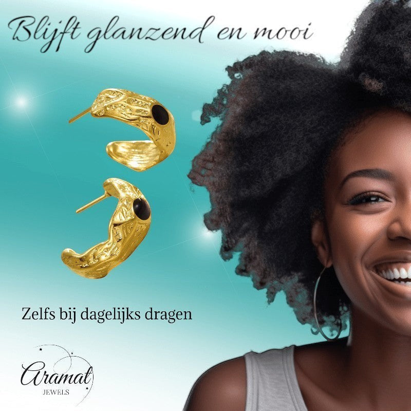 Goudkleurige Halve Oorringen Emaille Cirkel 25x10mm - Aramat Jewels - RVS Sieraden - Oorbellen - cadeautip
