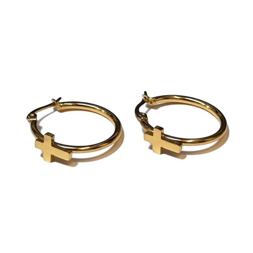 Goudkleurige Hoops RVS met Kruisje - 25mm - Aramat Jewels - Oorringen - cadeautip