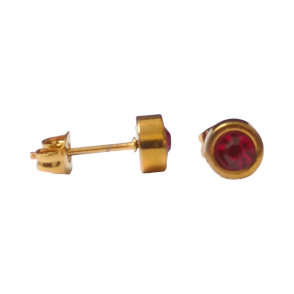 Goudkleurige oorbellen rood 6mm – Staal - oor2774 - XE71669 - Oorbellen kopen# - 6mm - alles - cadeau