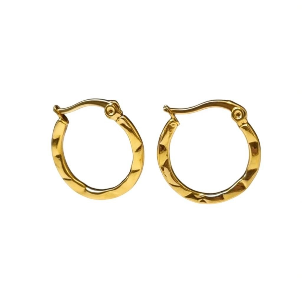 Goudkleurige Oorringen RVS met Fijn Streepmotief (20 mm) - Aramat Jewels - Oorringen - cadeautip