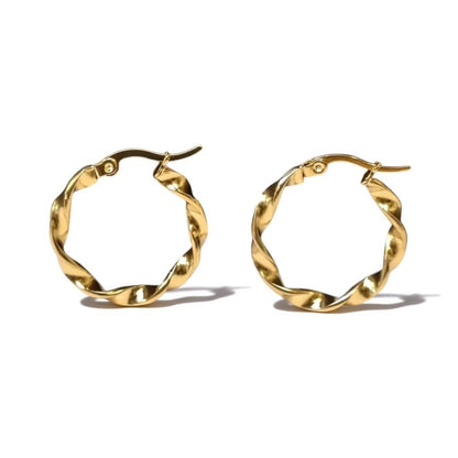 Goudkleurige RVS Wokkeloorringen Gedraaid - 25 mm - Aramat Jewels - Oorringen - cadeautip