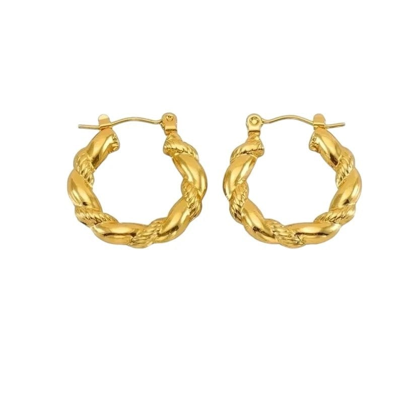 Goudkleurige Stainless Steel Oorringen 22mm - Gedraaid - Creolen - Aramat Jewels - Oorringen - cadeautip