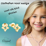 Gouden knoop oorbellen.