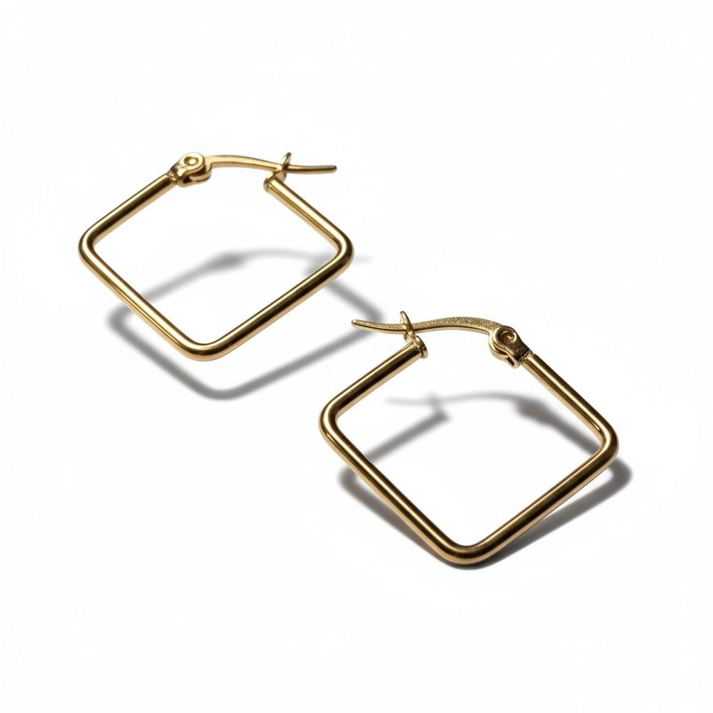 Goudkleurige Stalen Vierkante Oorringen - Aramat Jewels - Oorringen - cadeautip