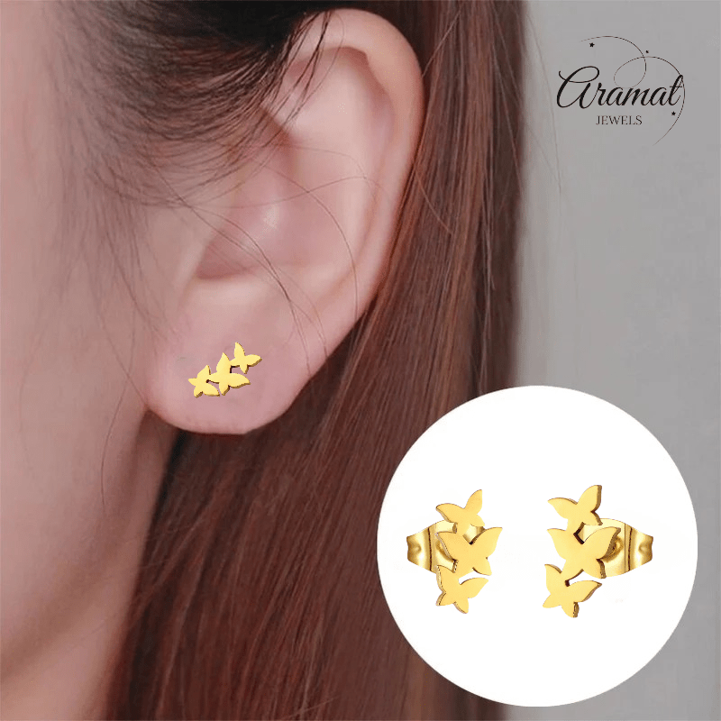 Goudkleurige vlinder oorstekers 10x6 mm - Aramat Jewels - Oorbellen - cadeautip